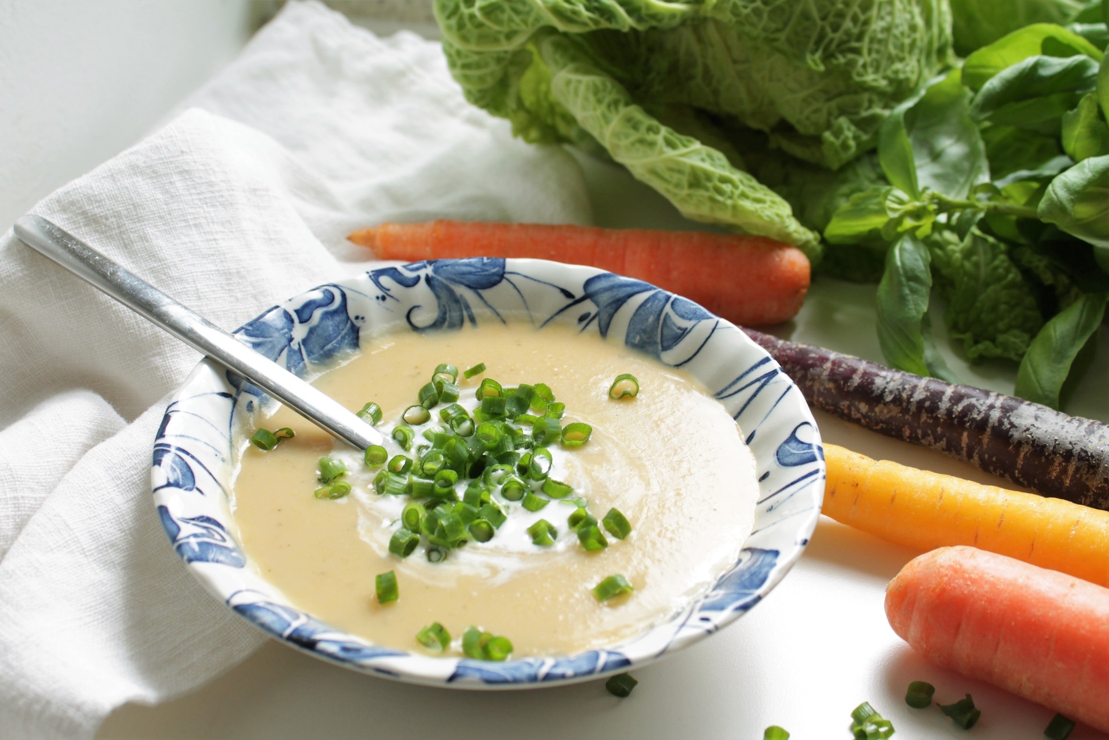 White bean and root vegetable soup - Climate Friendly Veggie Food