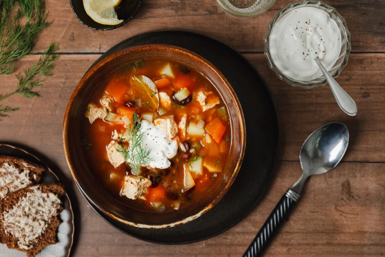 Solyanka soup with smoked tofu